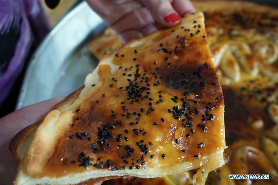 YEMEN-SANAA-YEMENI SWEET DISH-BINT AL-SAHN