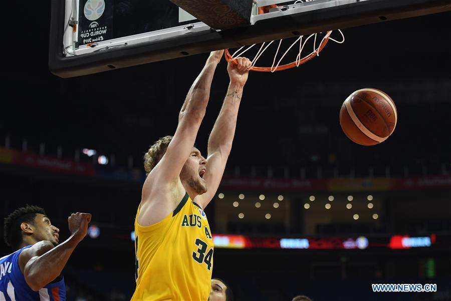 (SP)CHINA-NANJING-BASKETBALL-FIBA WORLD CUP-GROUP L-AUS VS DOM(CN)