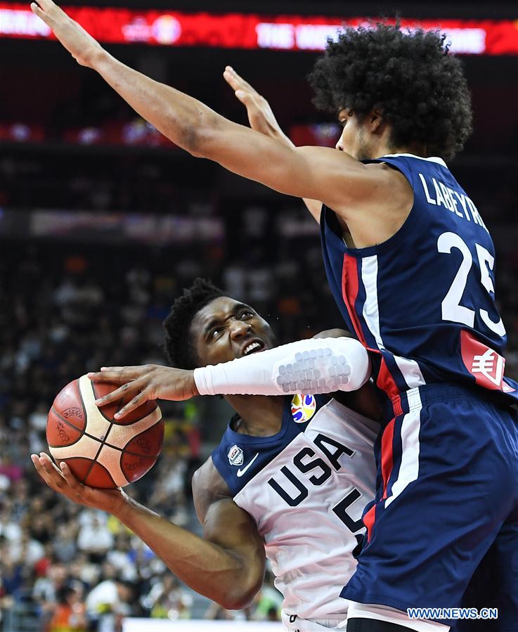 (SP)CHINA-DONGGUAN-BASKETBALL-FIBA WORLD CUP-QUARTER FINAL-USA VS FRANCE (CN)