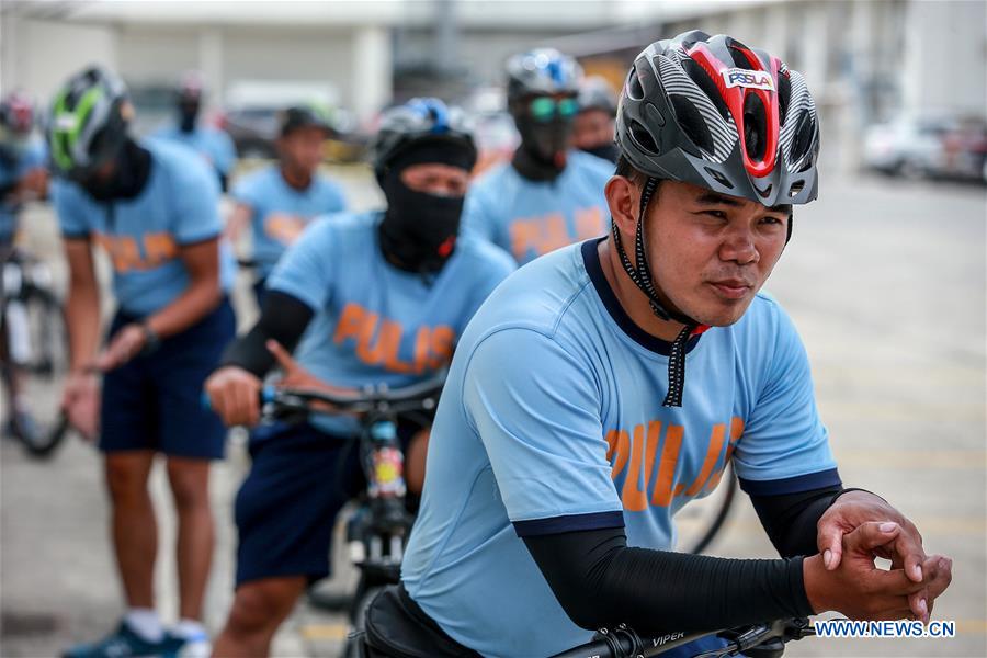 PHILIPPINES-MANILA-POLICE BIKE PATROL FOR TOURIST SPOTS