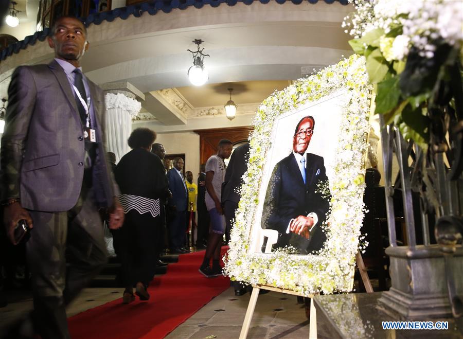 ZIMBABWE-HARARE-MUGABE-BODY-ARRIVAL