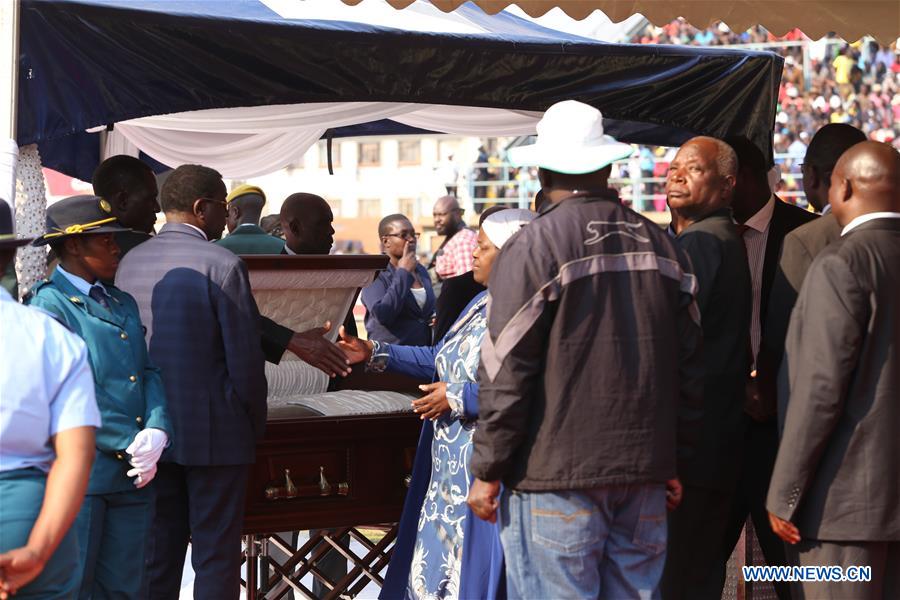 Zimbabweans bid farewell to late Mugabe at first public funeral service