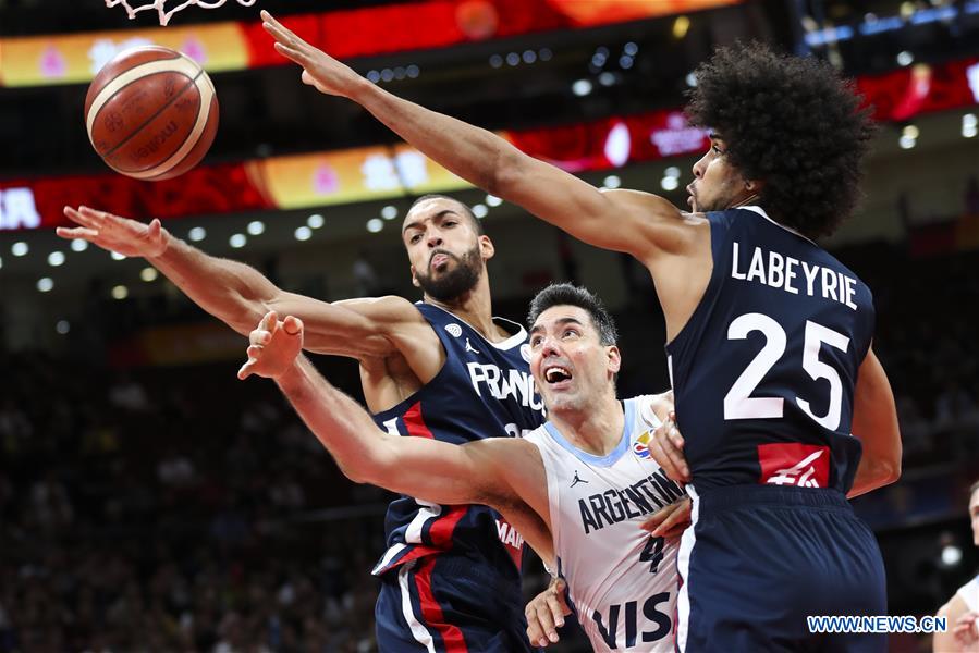 XINHUA PHOTOS OF THE DAY