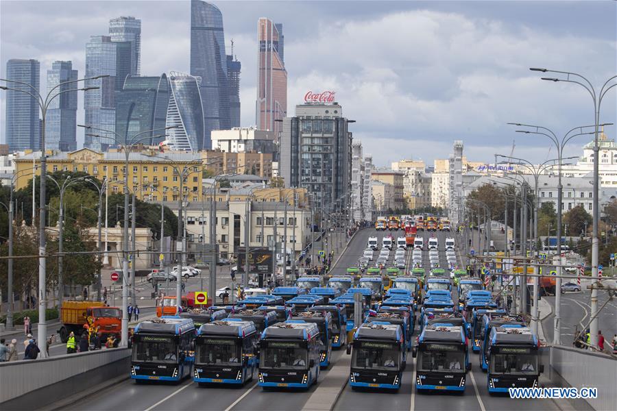 RUSSIA-MOSCOW-MUNICIPAL SERVICE VEHICLE PARADE