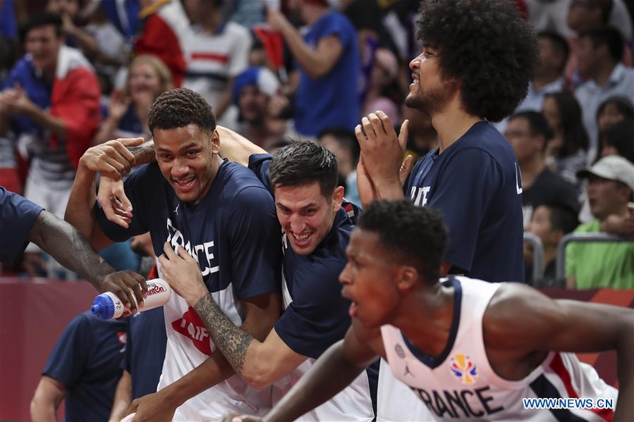 (SP)CHINA-BEIJING-BASKETBALL-FIBA WORLD CUP-FRA VS AUS (CN)
