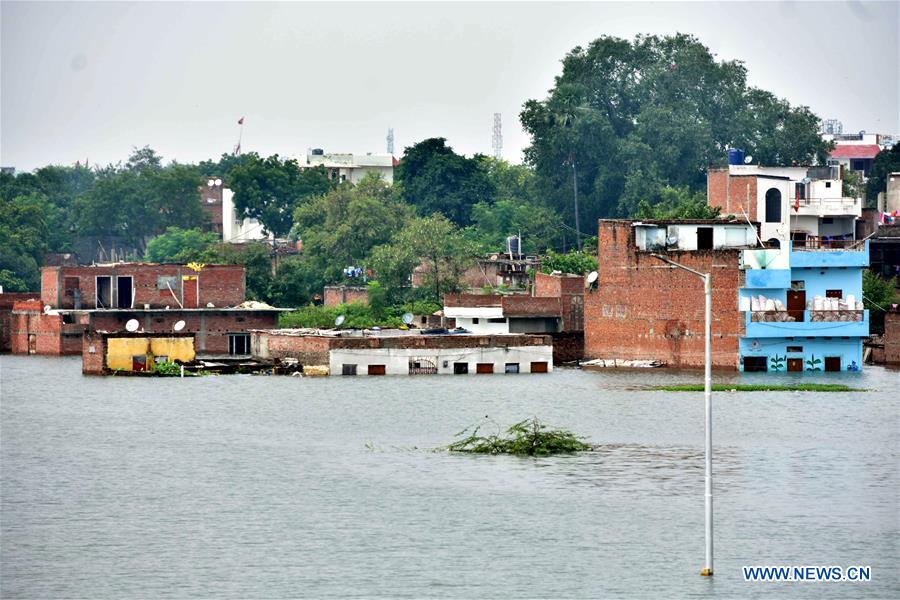 INDIA-VARANASI-FLOOD WATER