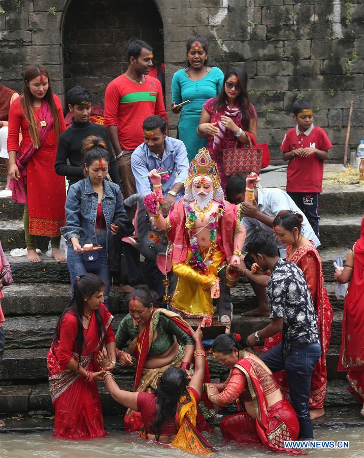 NEPAL-KATHMANDU-FESTIVAL-VISHWAKARMA
