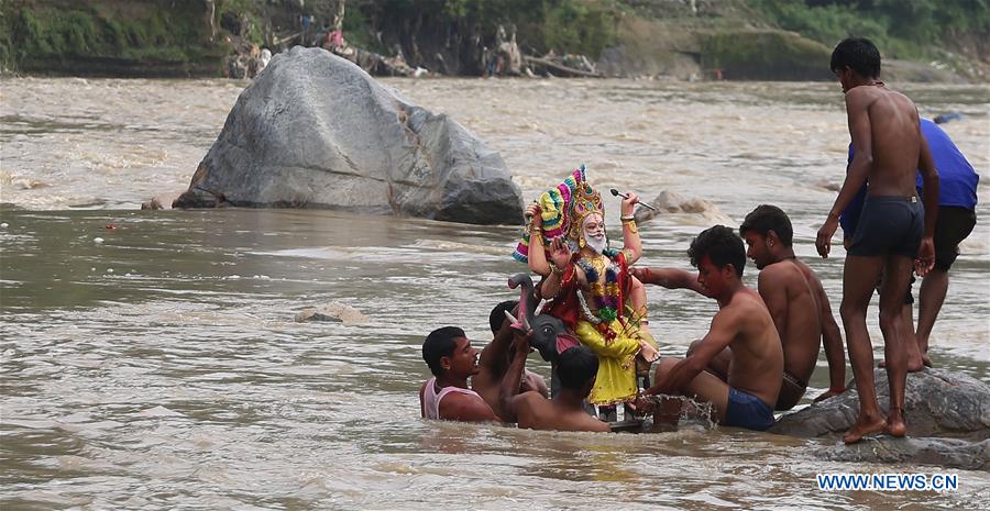 NEPAL-KATHMANDU-FESTIVAL-VISHWAKARMA