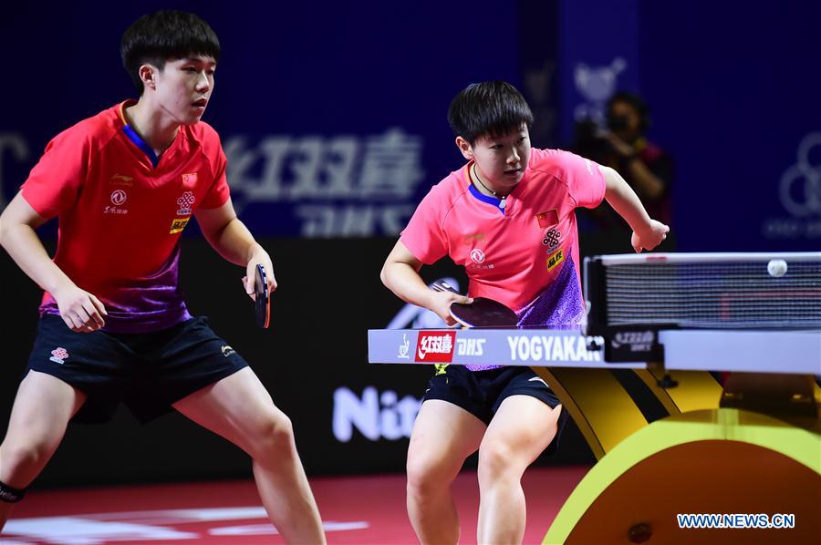 Highlights of mixed doubles semifinals at Asian Table Tennis