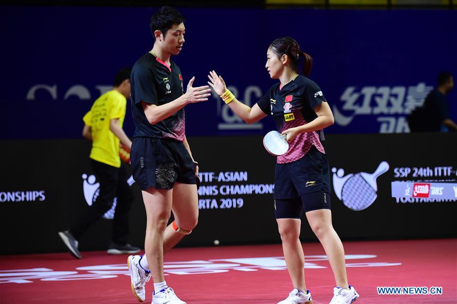 Highlights of mixed doubles semifinals at Asian Table Tennis