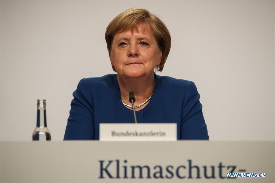 GERMANY-BERLIN-CLIMATE-GOVERNMENT-PRESS CONFERENCE