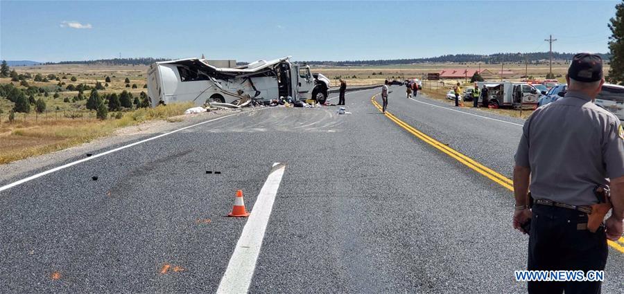 U.S.-UTAH-TOUR BUS CRASH-CHINESE SPEAKING TOURISTS