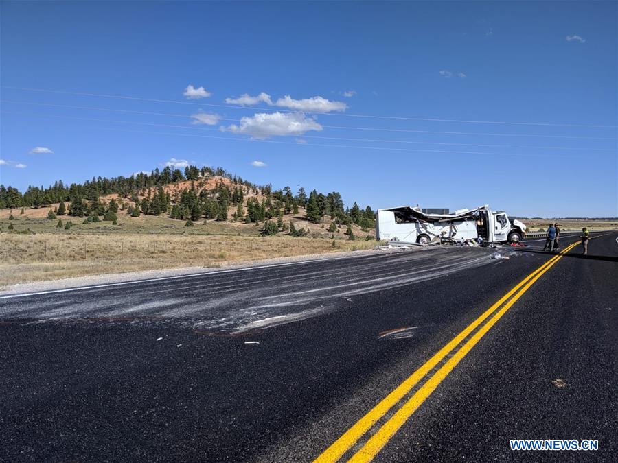 U.S.-UTAH-TOUR BUS CRASH-CHINESE SPEAKING TOURISTS