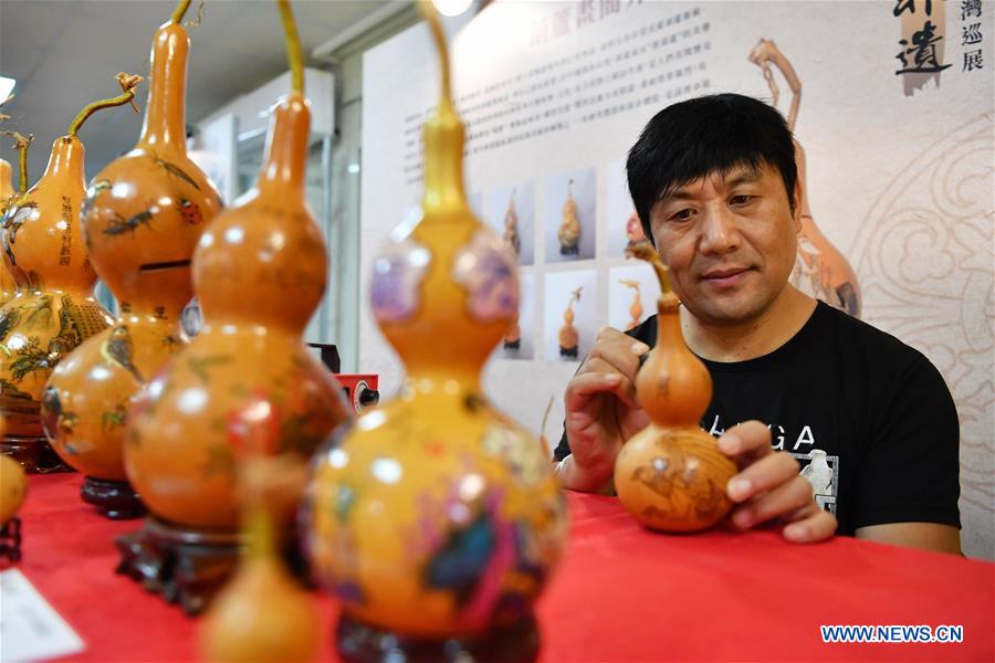 CHINA-TAIPEI-INTANGIBLE CULTURAL HERITAGE-ZIBO-EXHIBITION (CN)