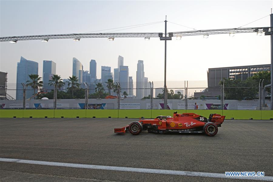 (SP)SINGAPORE-F1-GRAND PRIX-PRACTICE SESSION