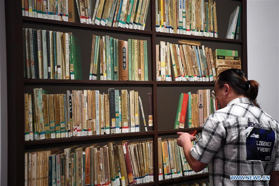 CHINA-CHONGQING-NATIONAL EXHIBITION-FINE ARTS-OIL PAINTINGS (CN)