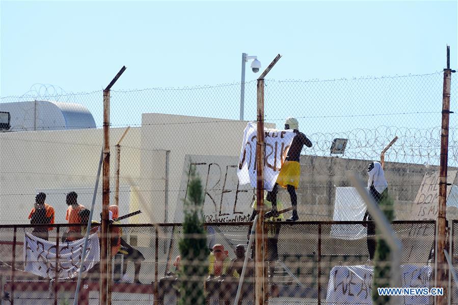 MALTA-SAFI-MIGRANTS-PROTEST