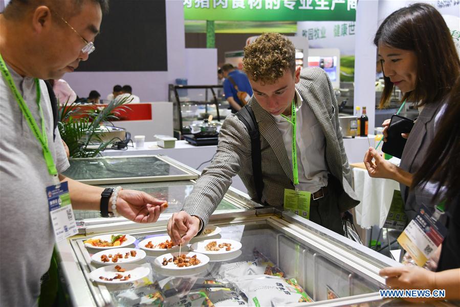 CHINA-CHENGDU-MEAT INDUSTRY-EXHIBITION (CN)