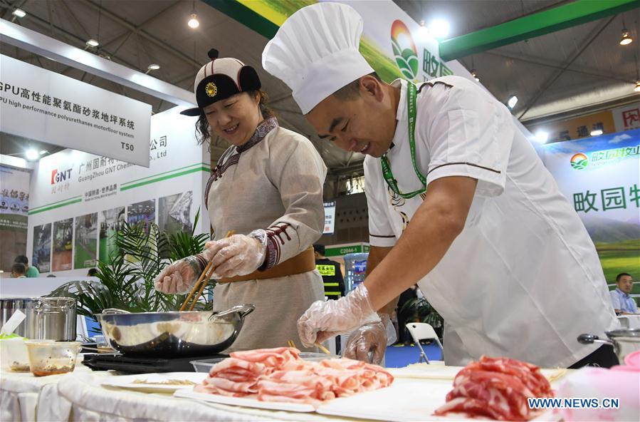 CHINA-CHENGDU-MEAT INDUSTRY-EXHIBITION (CN)