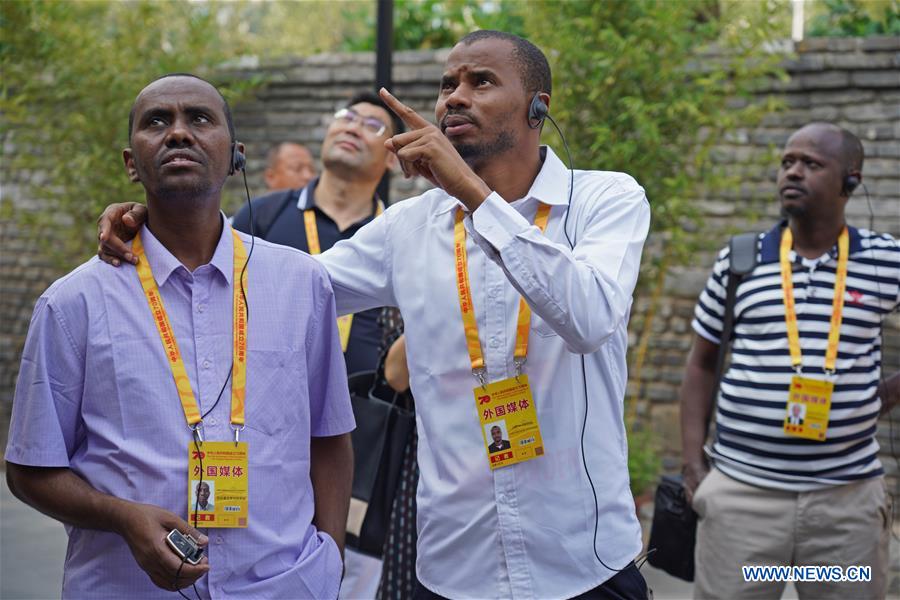 CHINA-BEIJING-JOURNALISTS-VISIT (CN)