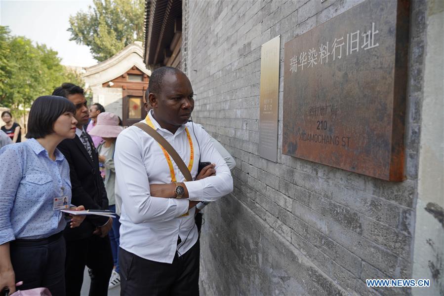CHINA-BEIJING-JOURNALISTS-VISIT (CN)