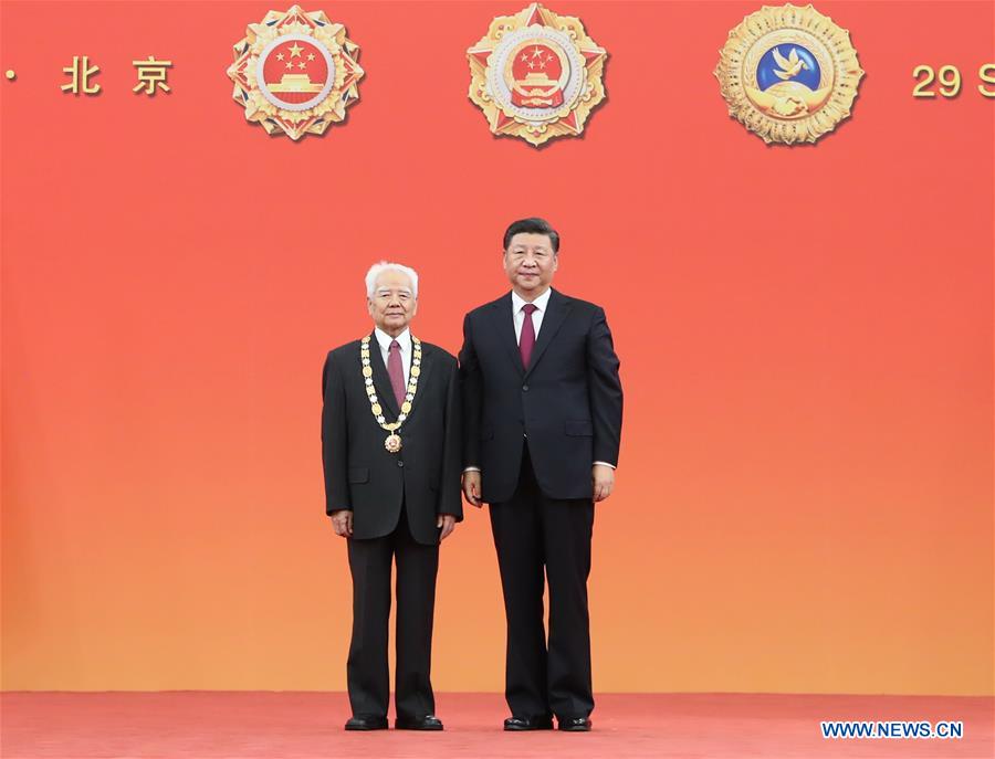 CHINA-BEIJING-NATIONAL MEDALS AND HONORARY TITLES-PRESENTATION CEREMONY (CN)