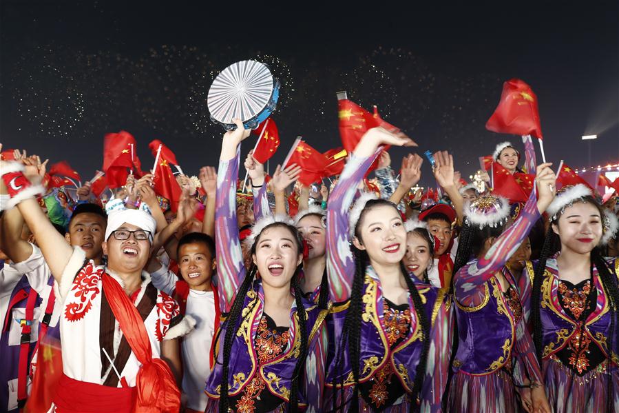 (PRC70Years)CHINA-BEIJING-NATIONAL DAY-CELEBRATIONS-EVENING GALA (CN)