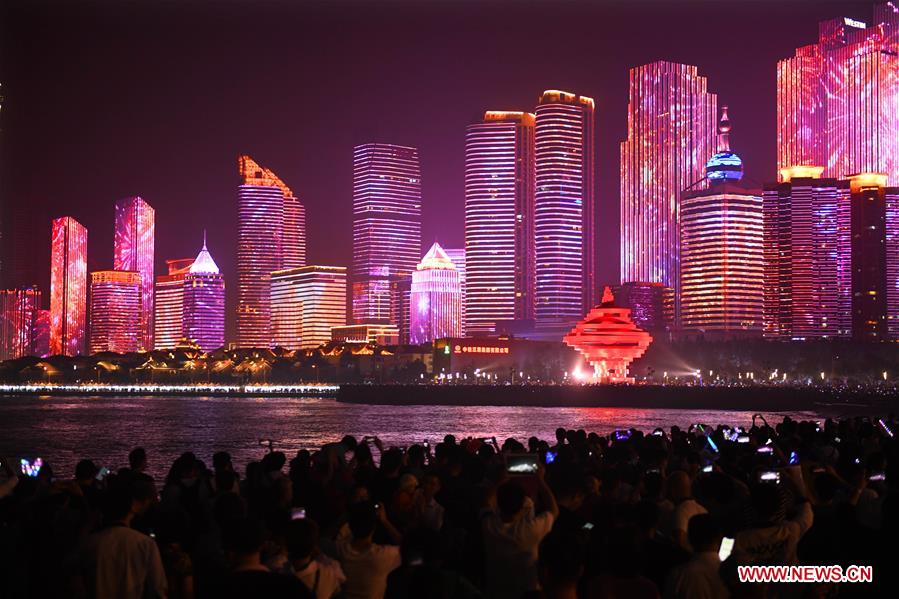 CHINA-QINGDAO-NATIONAL DAY-LIGHT SHOW (CN)