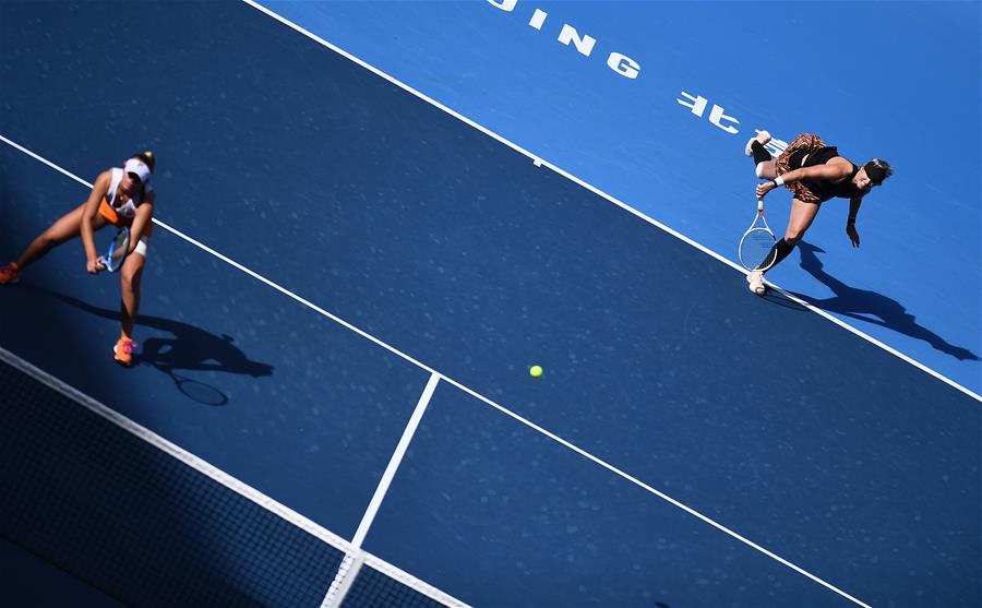 (SP)CHINA-BEIJING-TENNIS-CHINA OPEN-SEMIFINAL-WOMEN'S DOUBLES(CN)