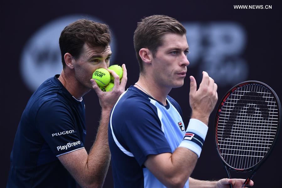 (SP)CHINA-BEIJING-TENNIS-CHINA OPEN-SEMIFINAL-MEN'S DOUBLES(CN)