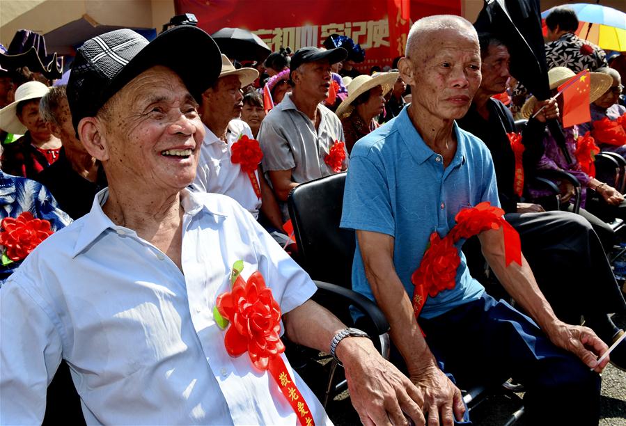 CHINA-CHONGYANG FESTIVAL-CELEBRATION (CN)