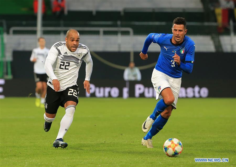 XINHUA PHOTOS OF THE DAY