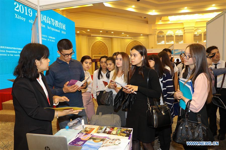 UZBEKISTAN-TASHKENT-CHINA-HIGHER EDUCATION-EXHIBITION