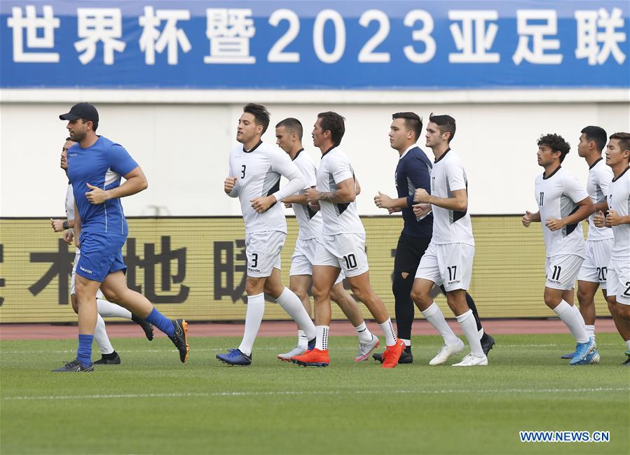 (SP)CHINA-GUANGZHOU-SOCCER-2022 FIFA WORLD CUP QUALIFIER-GROUP A-CHN VS GUM-TRAINING SESSION