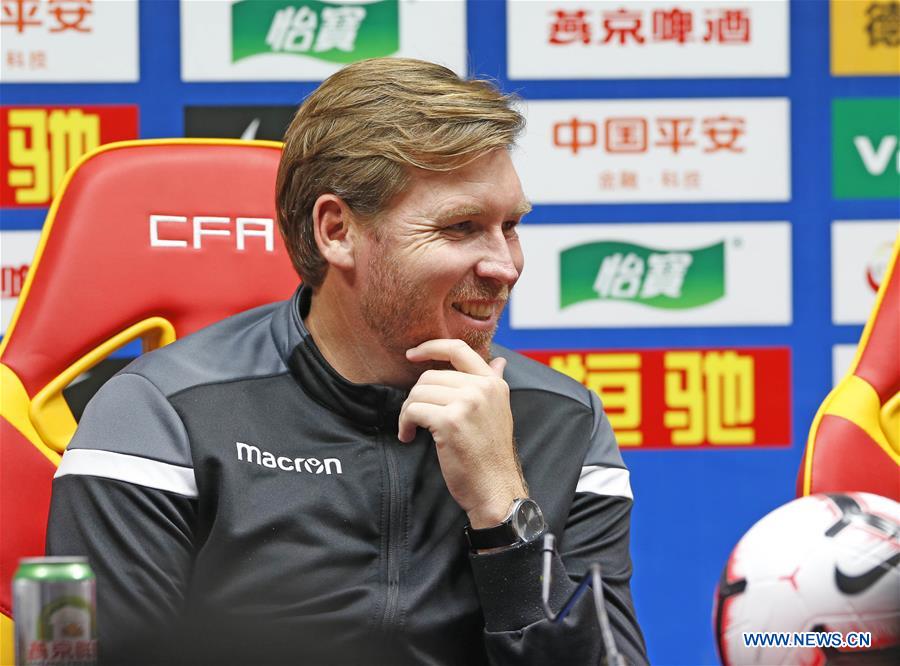(SP)CHINA-GUANGZHOU-SOCCER-2022 FIFA WORLD CUP QUALIFIER-GROUP A-CHN VS GUM-TRAINING SESSION