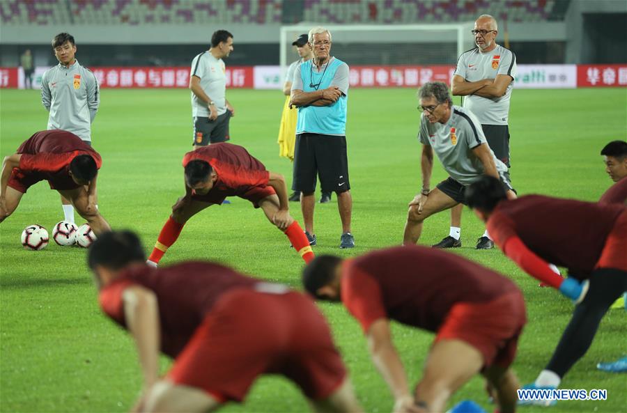 (SP)CHINA-GUANGZHOU-SOCCER-2022 FIFA WORLD CUP QULIFIER-GROUP A-CHN VS GUM-TRAINING SESSION