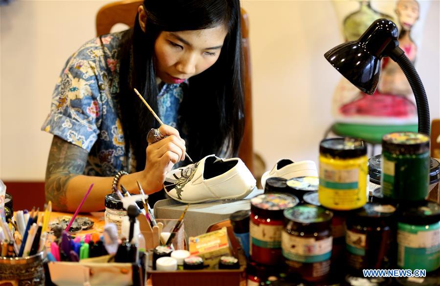 MYANMAR-YANGON-YOUTH-ARTIST