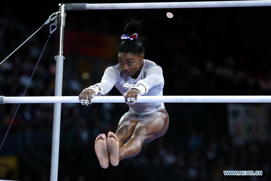 (SP) GERMANY-STUTTGART-FIG-ARTISTIC GYMNASTICS WORLD CHAMPIONSHIPS-WOMEN'S ALL-AROUND FINAL
