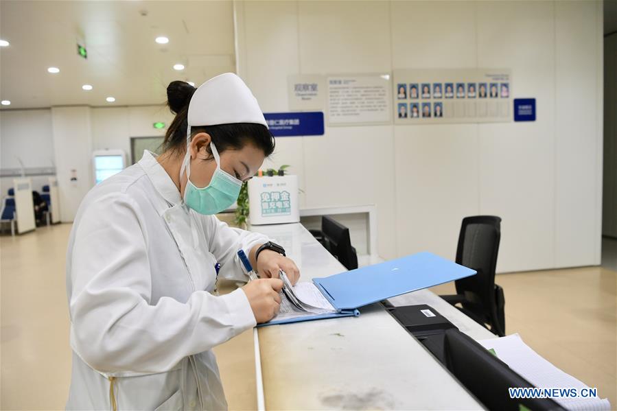 (SPOT NEWS)CHINA-JIANGSU-WUXI-OVERPASS-COLLAPSE-HOSPITAL (CN)
