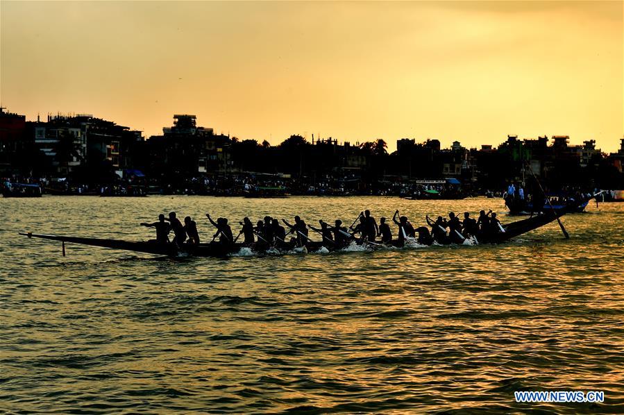 (SP)BANGLADESH-DHAKA-BOAT RACE