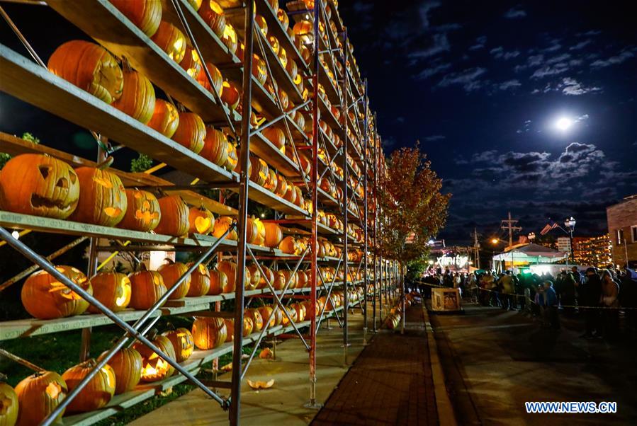 U.S.-ILLINOIS-HIGHWOOD-PUMPKIN-FESTIVAL