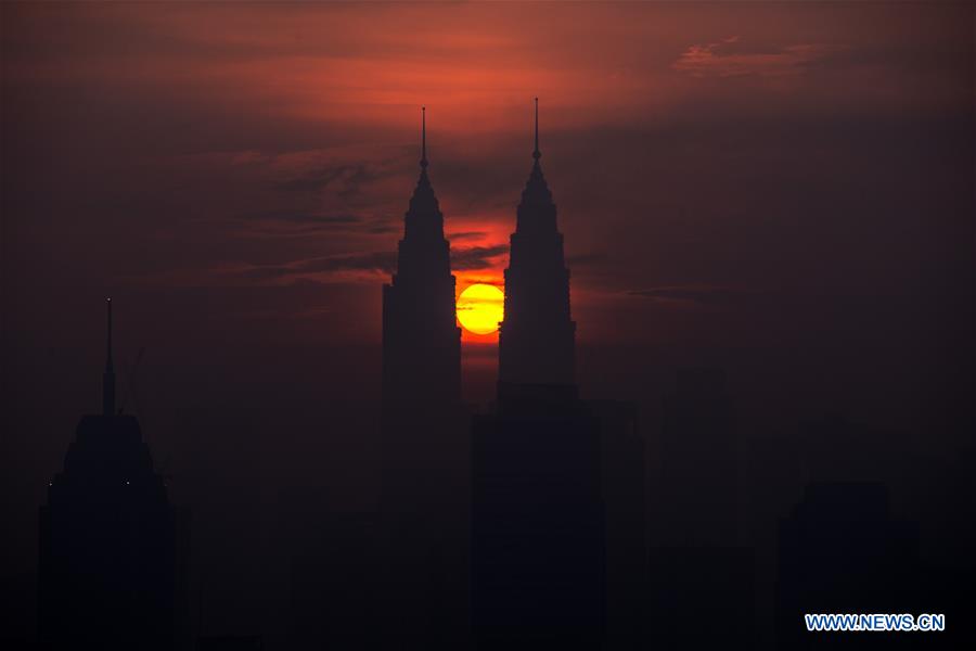 MALAYSIA-KUALA LUMPUR-SUNRISE