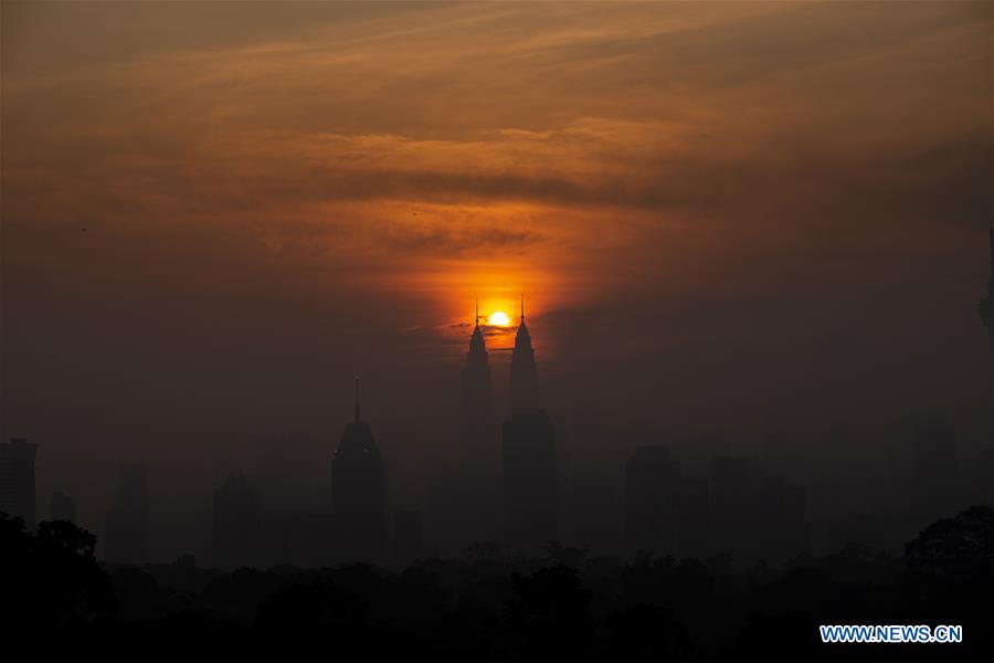 MALAYSIA-KUALA LUMPUR-SUNRISE