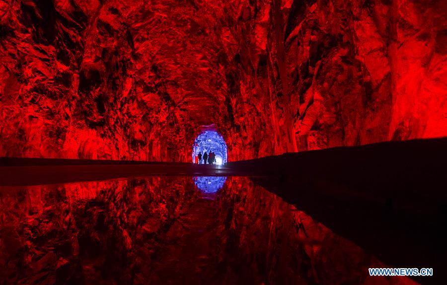 CANADA-ONTARIO-BROCKVILLE-RAILWAY TUNNEL-LIGHTS