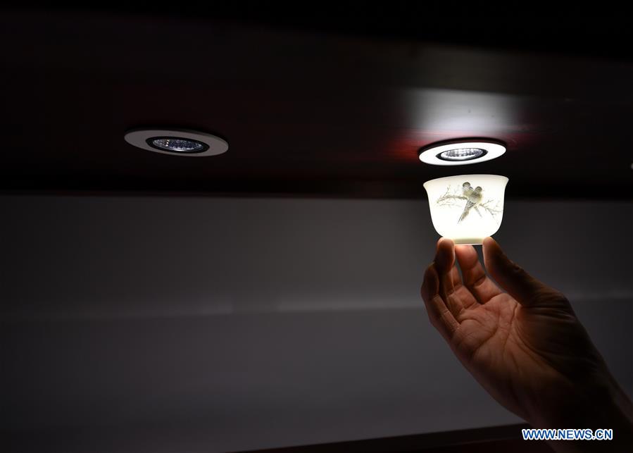 (MASTEROFCRAFTS)CHINA-JIANGXI-JINGDEZHEN-EGG SHELL PORCELAIN MAKERS (CN)