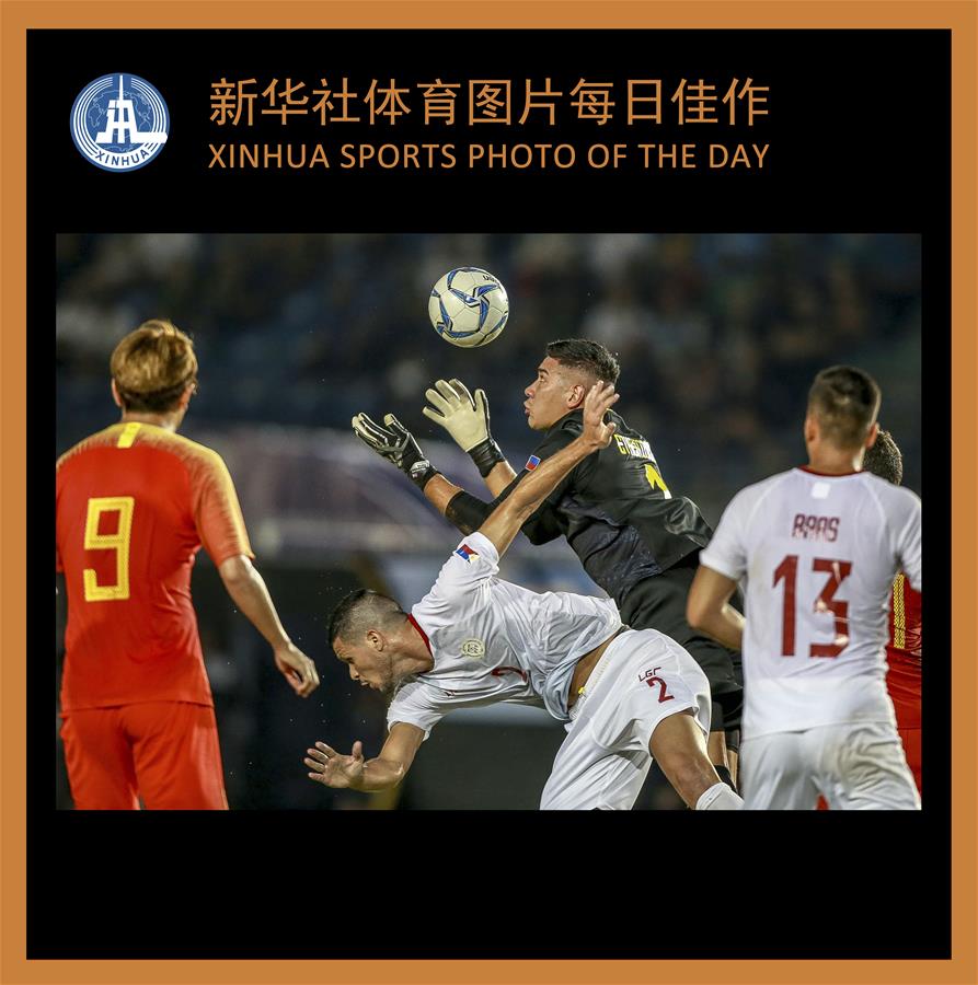 (SP)XINHUA SPORTS PHOTOS OF THE DAY