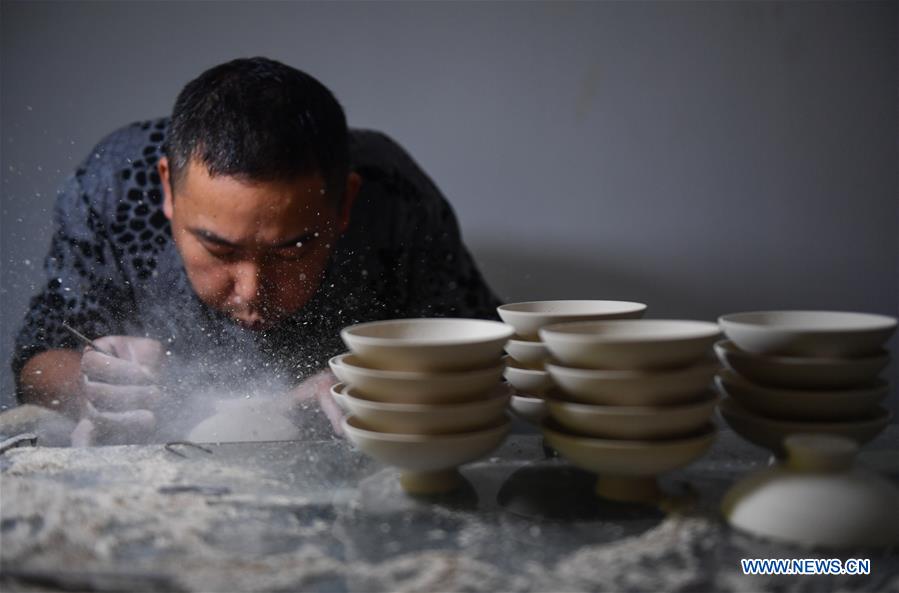 XINHUA PHOTOS OF THE DAY