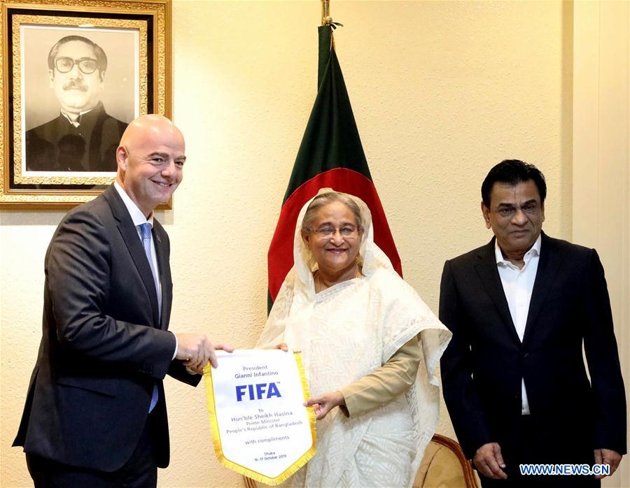 (SP)BANGLADESH-DHAKA-FIFA-PRESIDENT