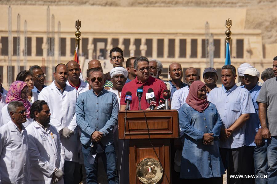 EGYPT-LUXOR-DISCOVERY-COFFINS AND MUMMIES