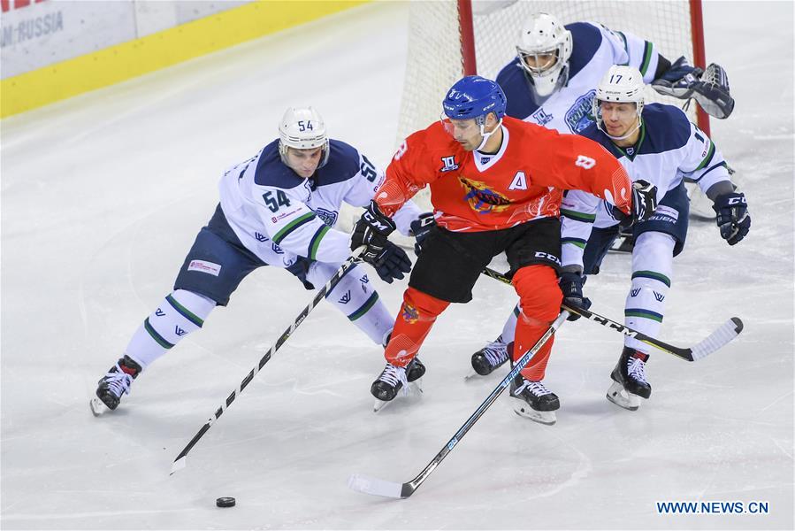 (SP)CHINA-JILIN-ICE HOCKEY-SILK ROAD SUPREME HOCKEY LEAGUE-TSEN TOU VS UGRA (CN)